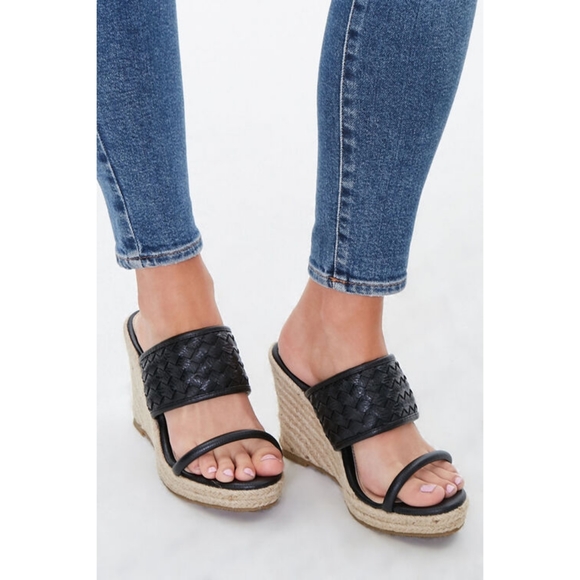 Shoes - Black Wedges